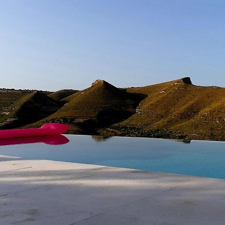 Villa Meriem Noto Luaran gambar