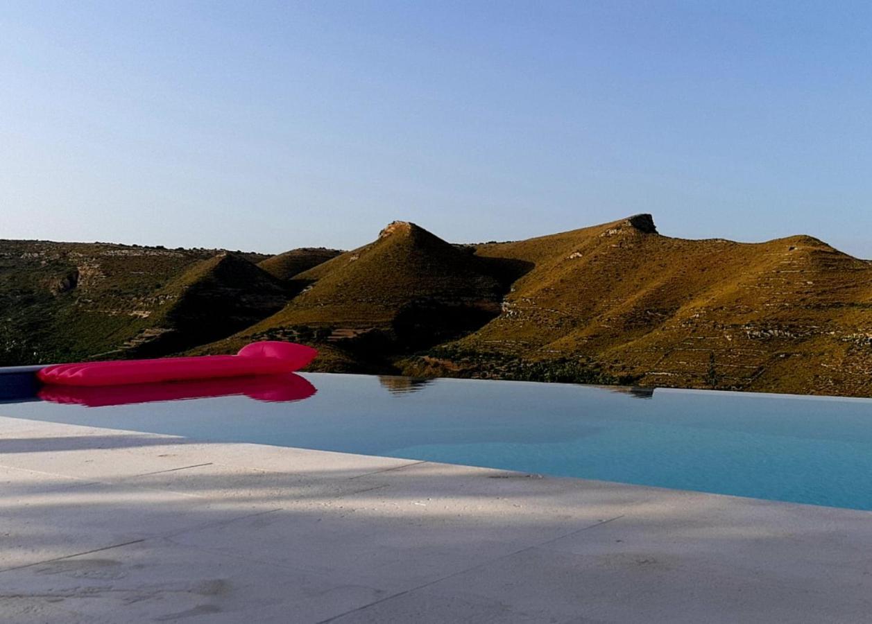Villa Meriem Noto Luaran gambar
