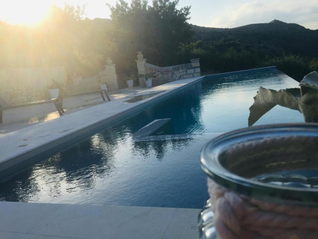 Villa Meriem Noto Luaran gambar